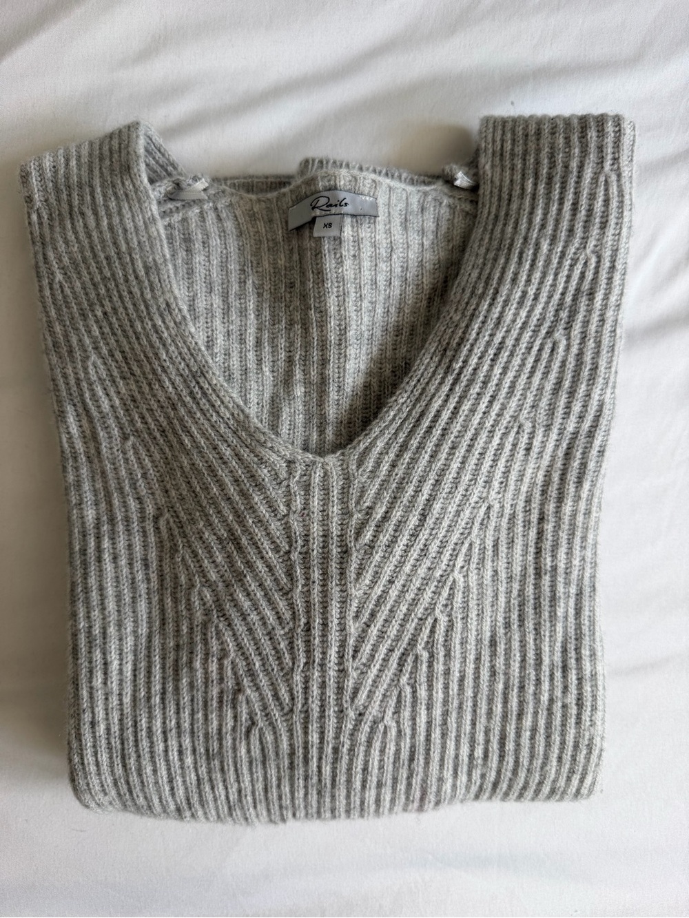 Rails "Simone" Merino Wool Cashmere Heather Gray Ribbed V-Neck Knit Sweater